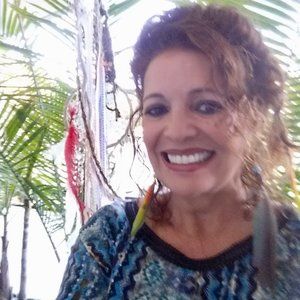 Meet your Posher, Vera lúcia